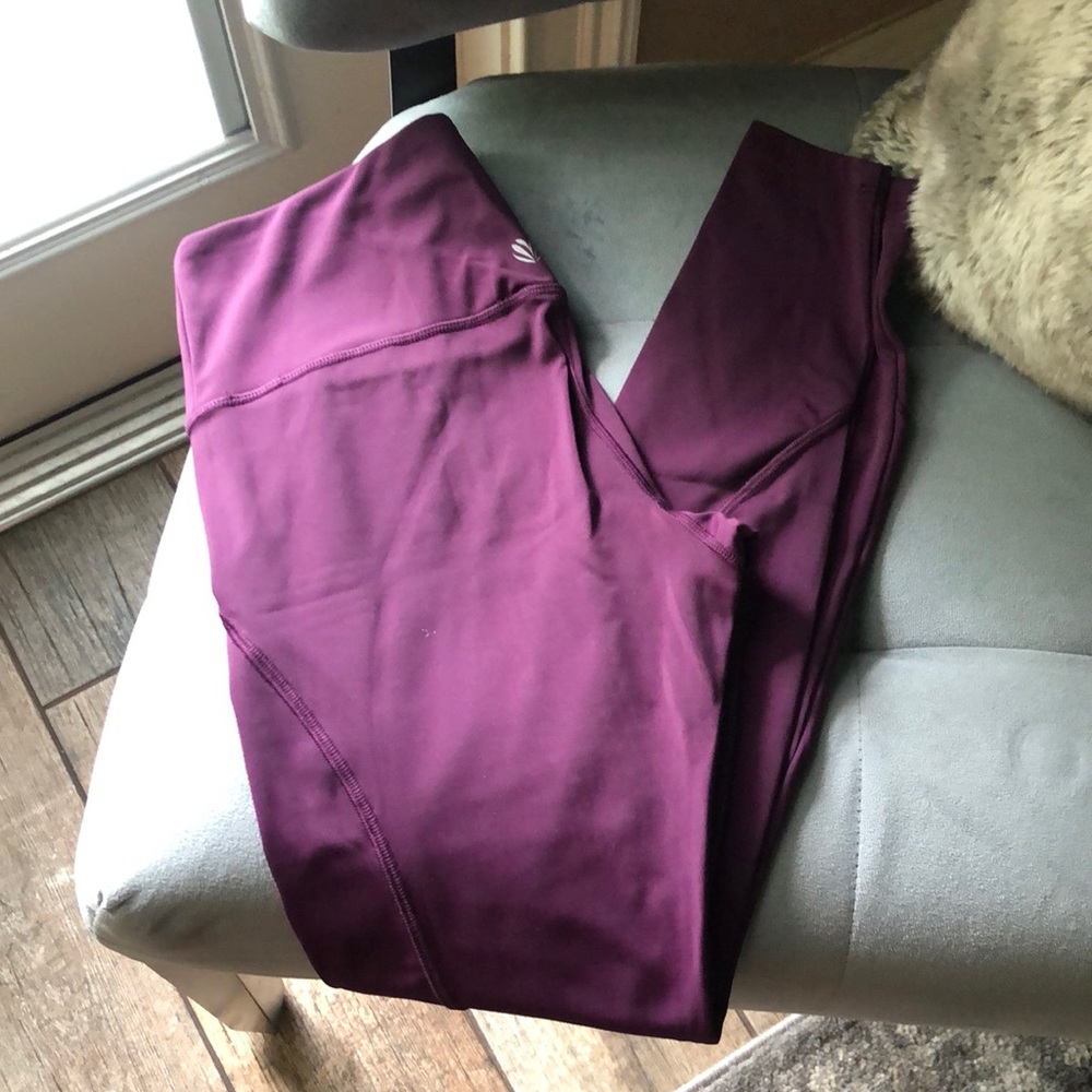 Purple leggings